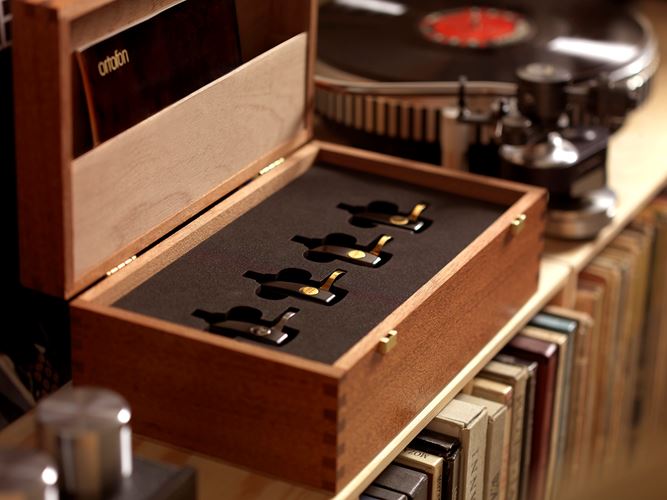 SPU Collector box – Ortofon